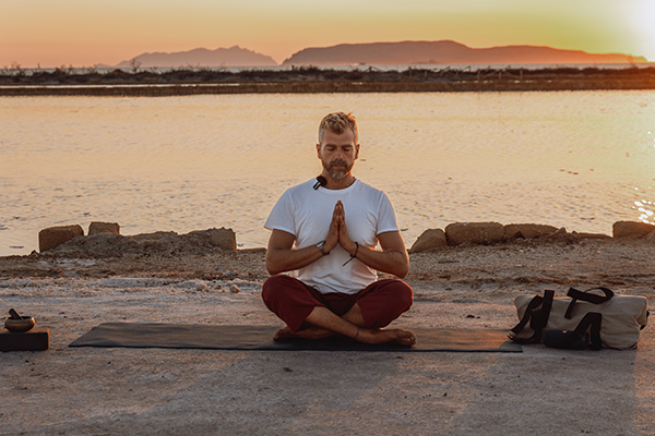 Yoga al Tramonto nelle Saline