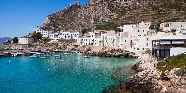Levanzo: come arrivare, cosa vedere e quando andare